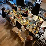 Bed and Breakfast Maas En Heuvel Maastricht 4*