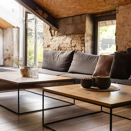 Maas En Heuvel Maastricht Oda ve Kahvaltı Eijsden