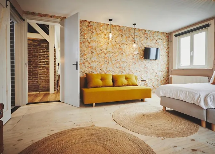 Maas En Heuvel Maastricht Bed and Breakfast 4*