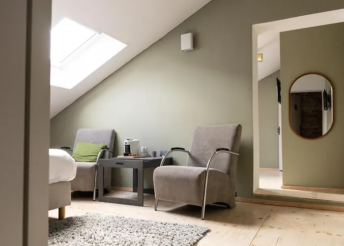 Bed and Breakfast Maas En Heuvel Maastricht 4*