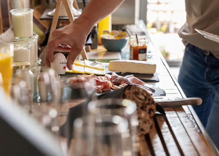 Maas En Heuvel Maastricht Bed & Breakfast 4*